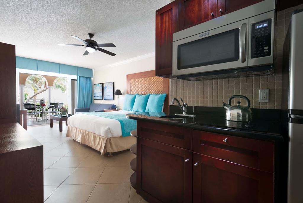 All Inclusive Divi Little Bay Beach Resort Philipsburg  Dış mekan fotoğraf